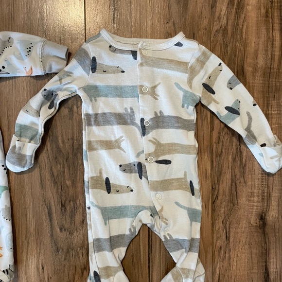 Carter's lot  Cozy Gray and Green Dinosaur Footies - Picture 2 of 4
